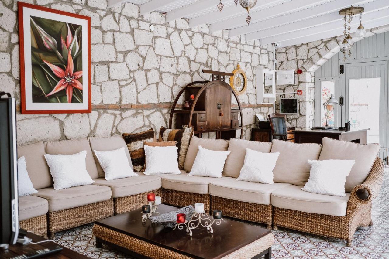Deruni Butik Hotel Izmir Zewnętrze zdjęcie